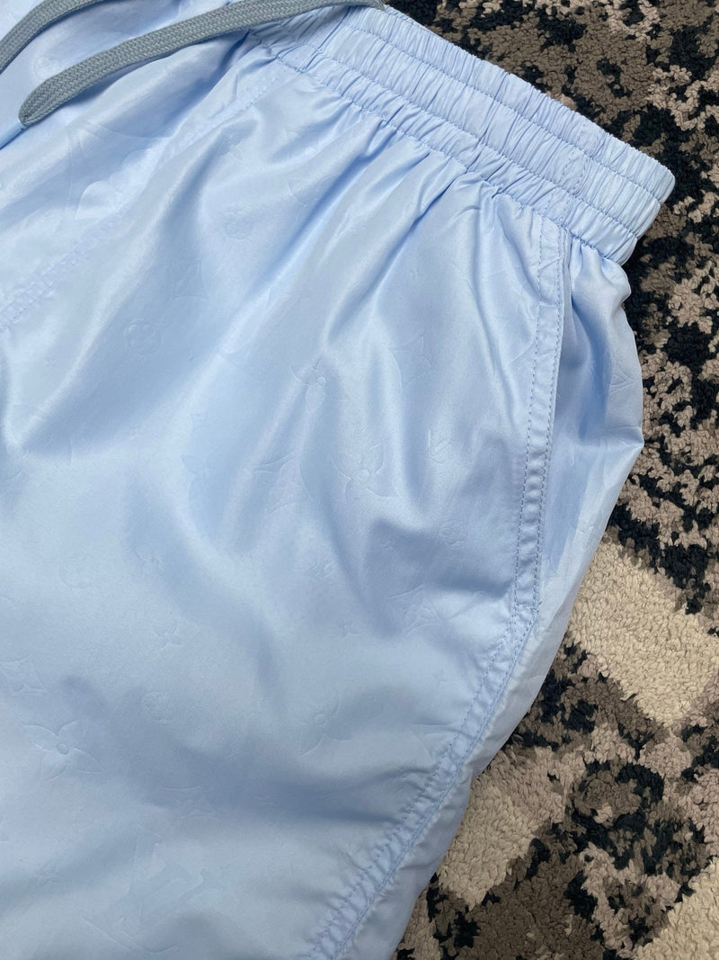 Short Louis Vuitton Azul Claro