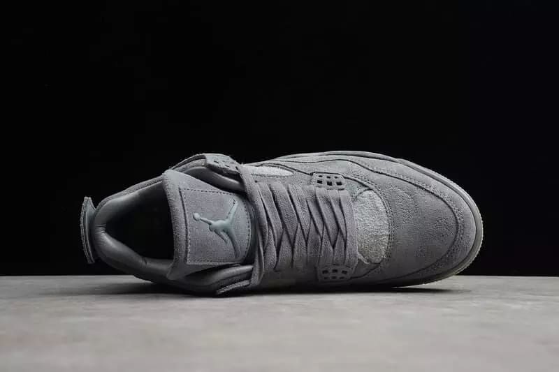 Air Jordan 4 Retro Kaws Cool Grey