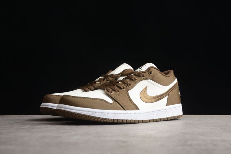 Jordan 1 Low SE Light Olive