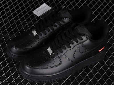 Tênis Air Force 1 Supreme Preto