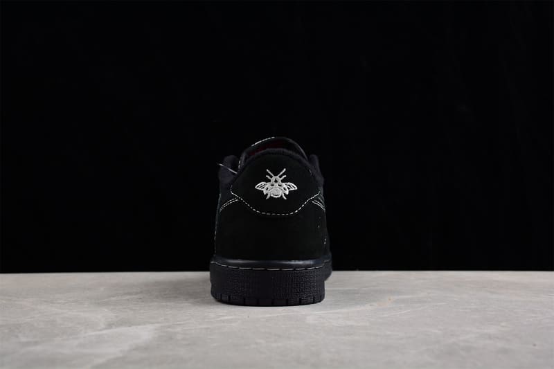 Travis Scott x Air Jordan 1 Low OG Triple Black