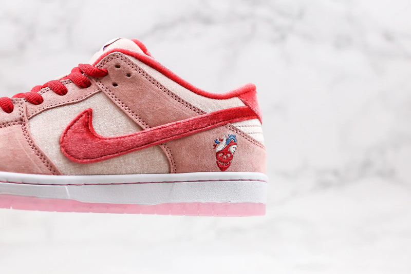 SB Dunk Low “Strangelove”