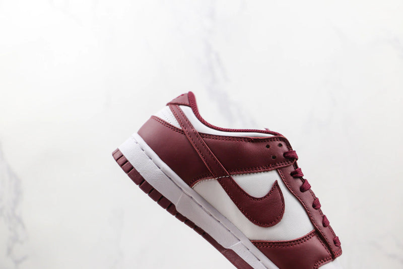 Dunk Low 'Team Red'